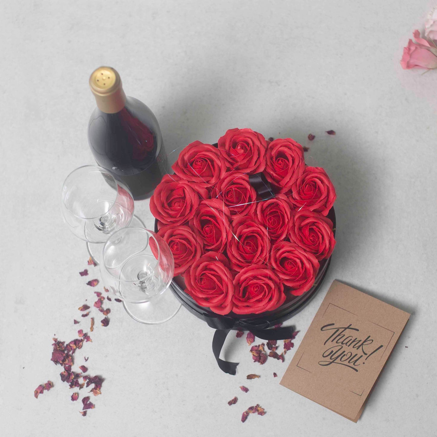 Soap Flower Gift Bouquet - 14 Red Roses - Round
